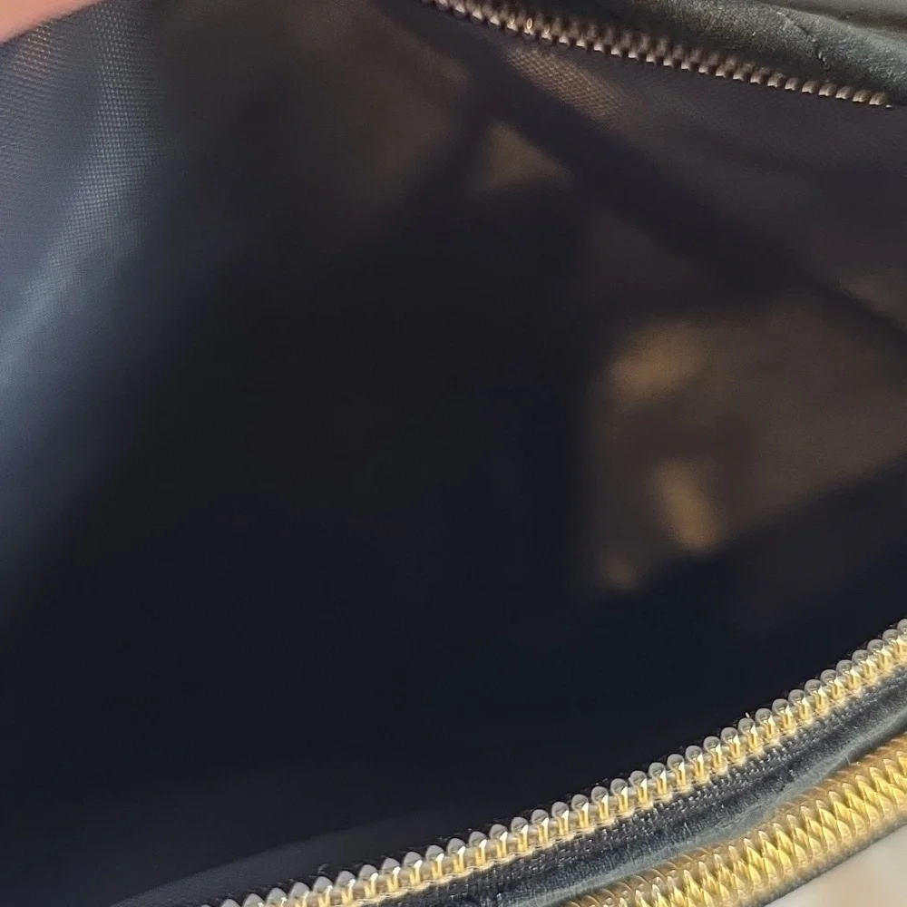 NWOT Mosiso Black Quilted Laptop/Tablet Case‎ Padded Fleecy Lining Handles